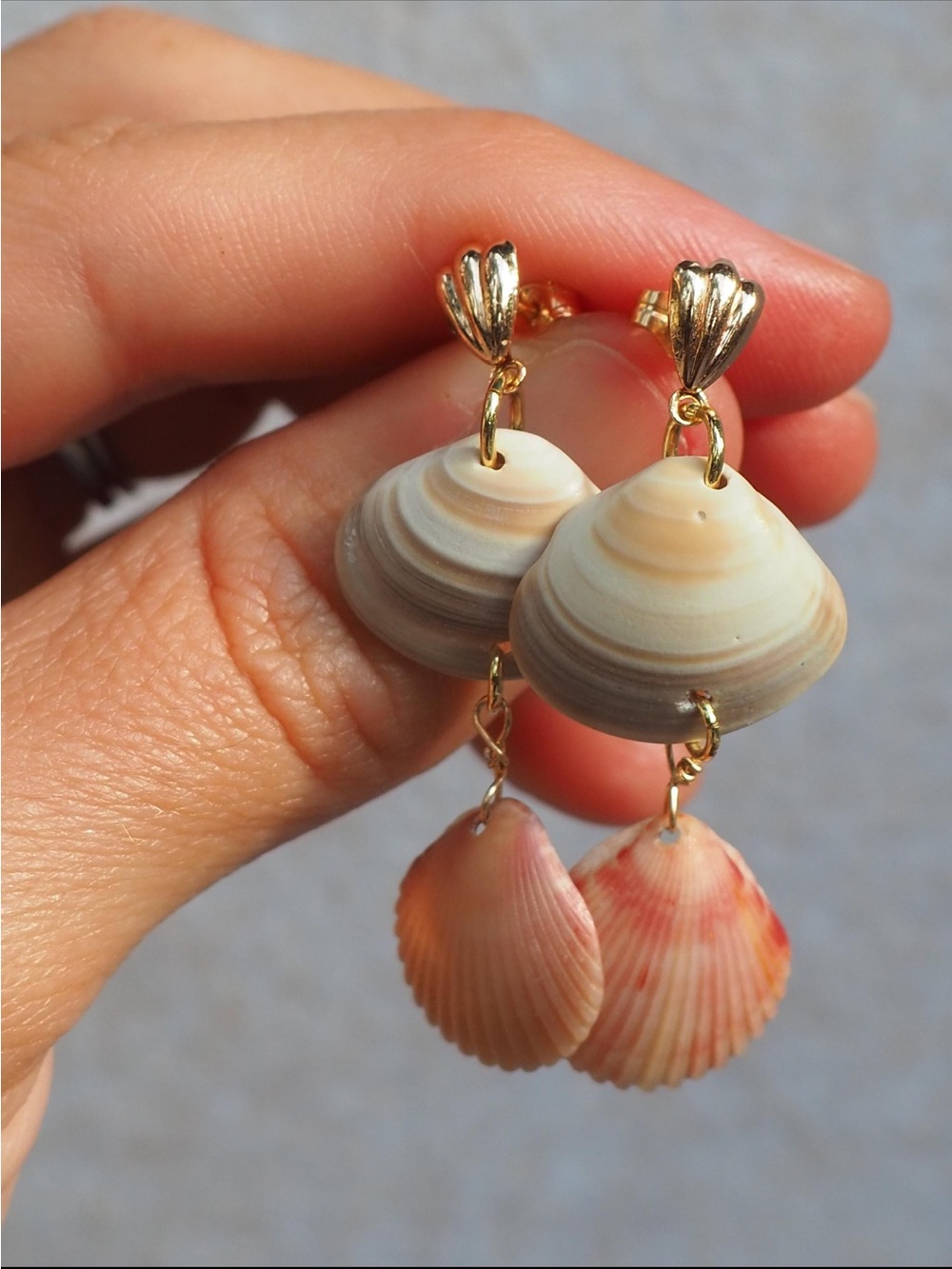 Gold-Tone Seashell Drop Earrings in Cream and Peach